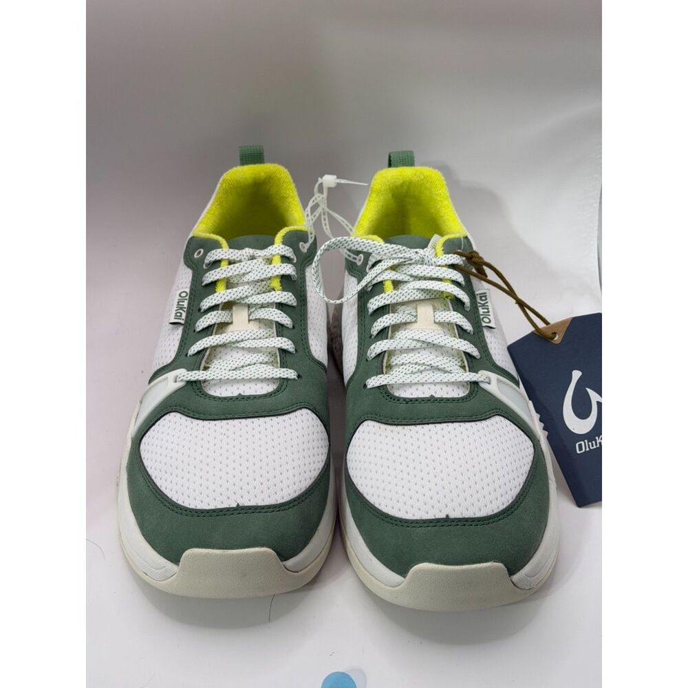 NWT OluKai Anau Men's 10.5 Bright White Leaf Green Coastal Sneakers